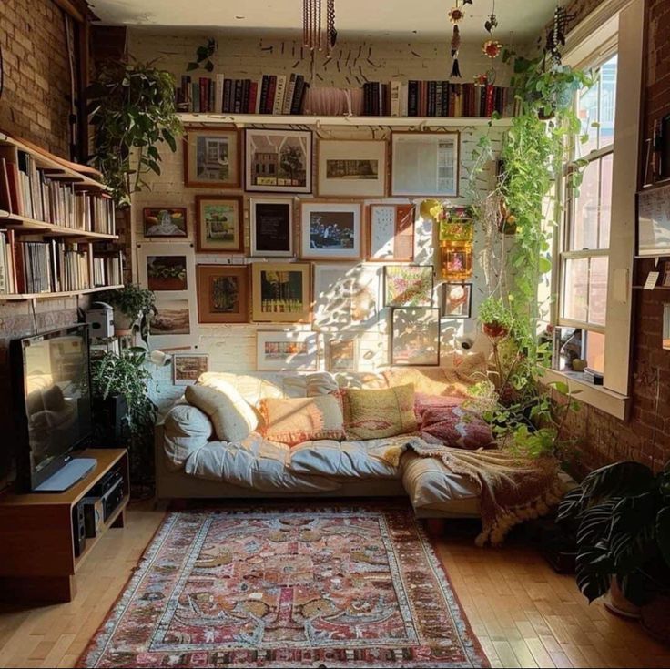 Home Office Setup: Must-Have Gadgets for Productivity